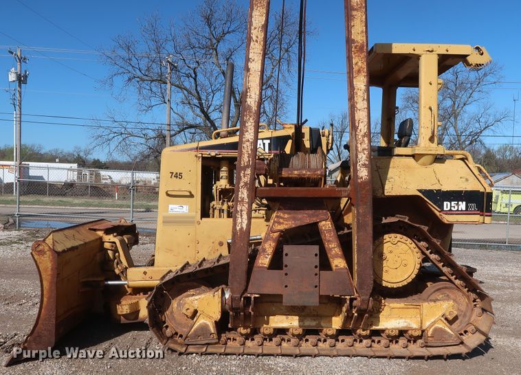 image for item DG7143 2005 Caterpillar D5N XL  crawler pipelayer