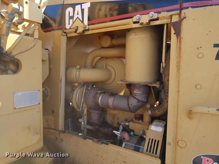 image for item DG7143 2005 Caterpillar D5N XL  crawler pipelayer