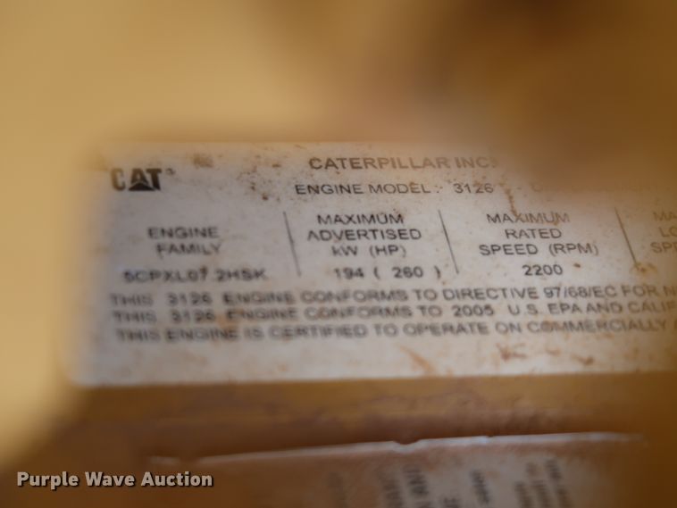 image for item DG7143 2005 Caterpillar D5N XL  crawler pipelayer