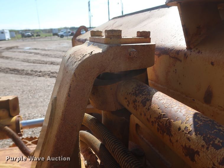 image for item DG7143 2005 Caterpillar D5N XL  crawler pipelayer