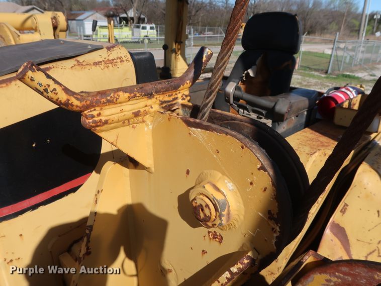 image for item DG7143 2005 Caterpillar D5N XL  crawler pipelayer