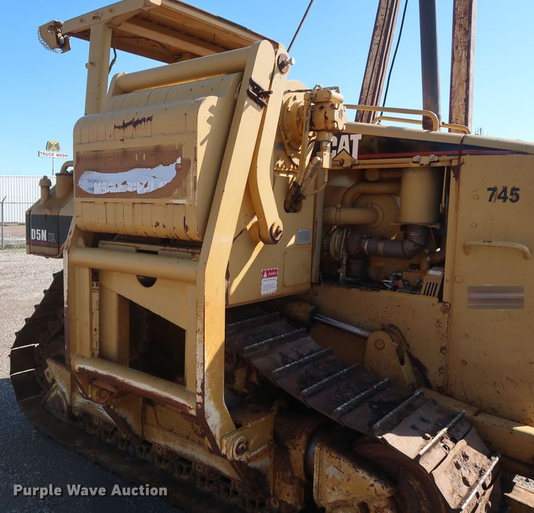 image for item DG7143 2005 Caterpillar D5N XL  crawler pipelayer