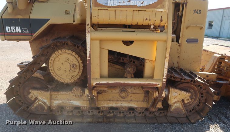 image for item DG7143 2005 Caterpillar D5N XL  crawler pipelayer