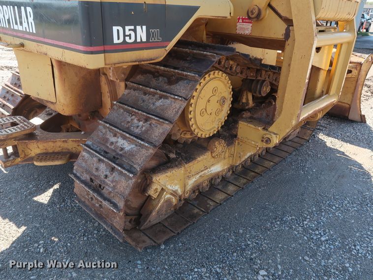 image for item DG7143 2005 Caterpillar D5N XL  crawler pipelayer