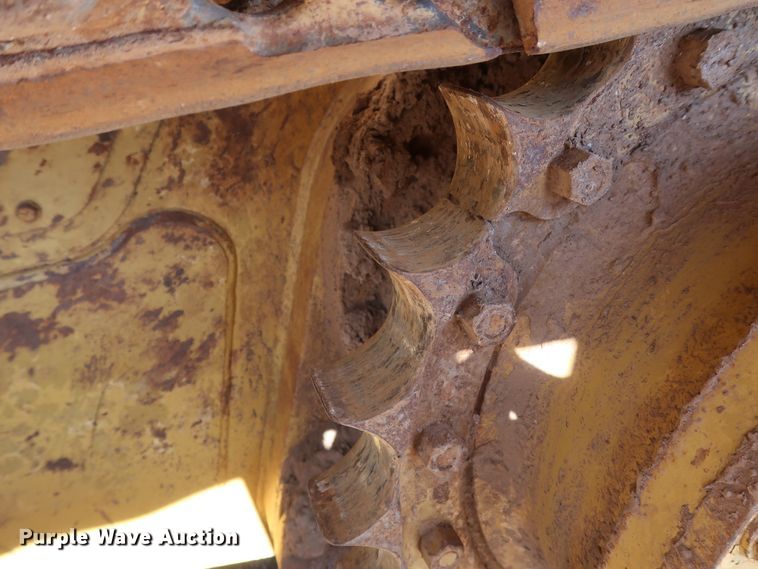 image for item DG7143 2005 Caterpillar D5N XL  crawler pipelayer