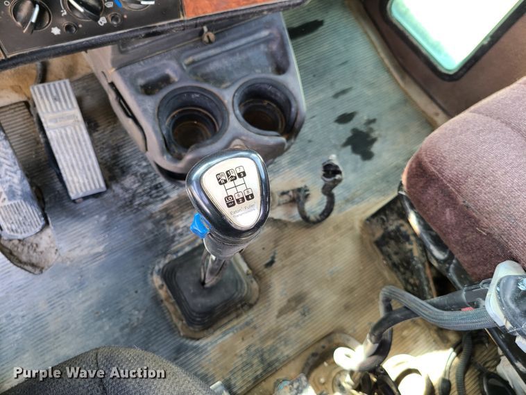 image for item DG7700 2004 Kenworth W900B ready mix truck