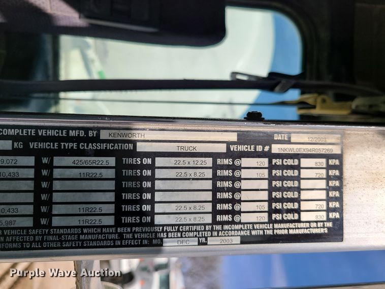 image for item DG7700 2004 Kenworth W900B ready mix truck