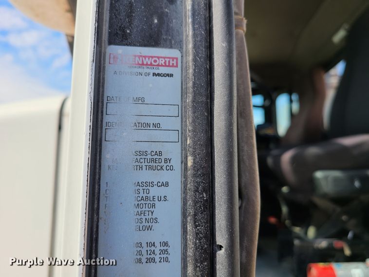 image for item DG7700 2004 Kenworth W900B ready mix truck