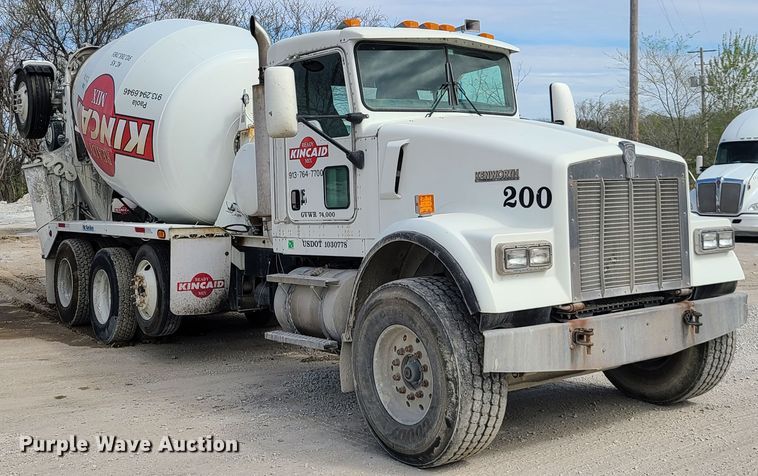image for item DG7701 2003 Kenworth W900B ready mix truck