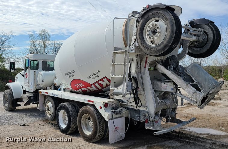 image for item DG7701 2003 Kenworth W900B ready mix truck