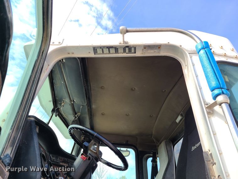 image for item DG7701 2003 Kenworth W900B ready mix truck