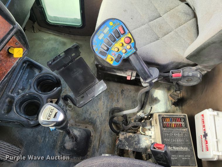 image for item DG7701 2003 Kenworth W900B ready mix truck