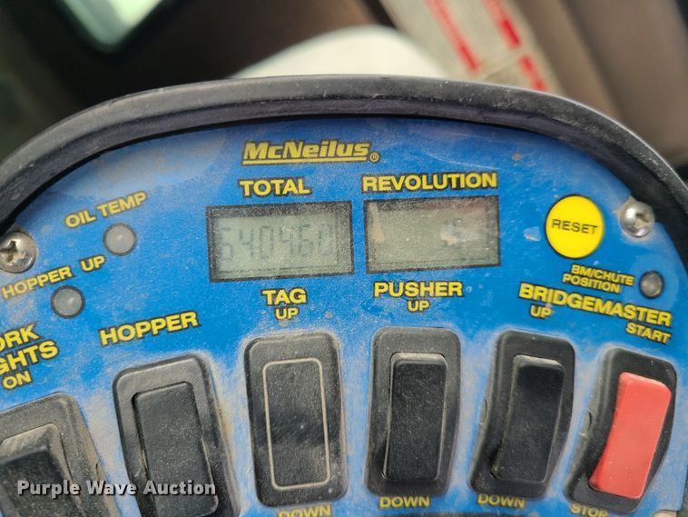 image for item DG7701 2003 Kenworth W900B ready mix truck