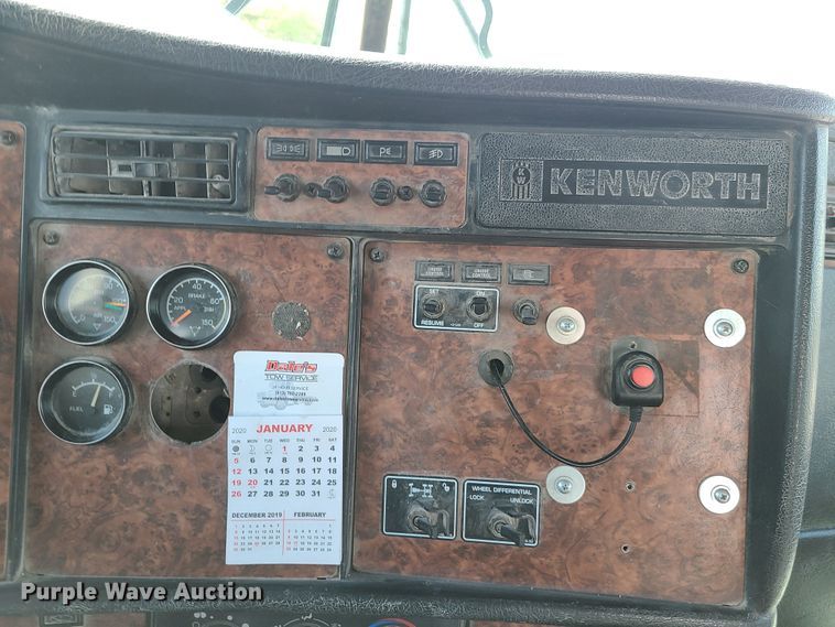 image for item DG7701 2003 Kenworth W900B ready mix truck