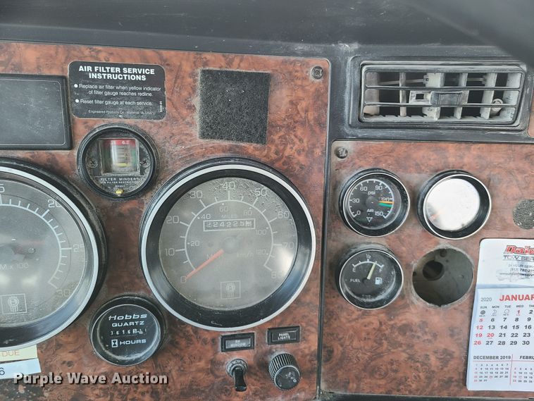 image for item DG7701 2003 Kenworth W900B ready mix truck