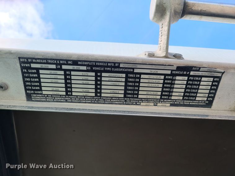 image for item DG7701 2003 Kenworth W900B ready mix truck