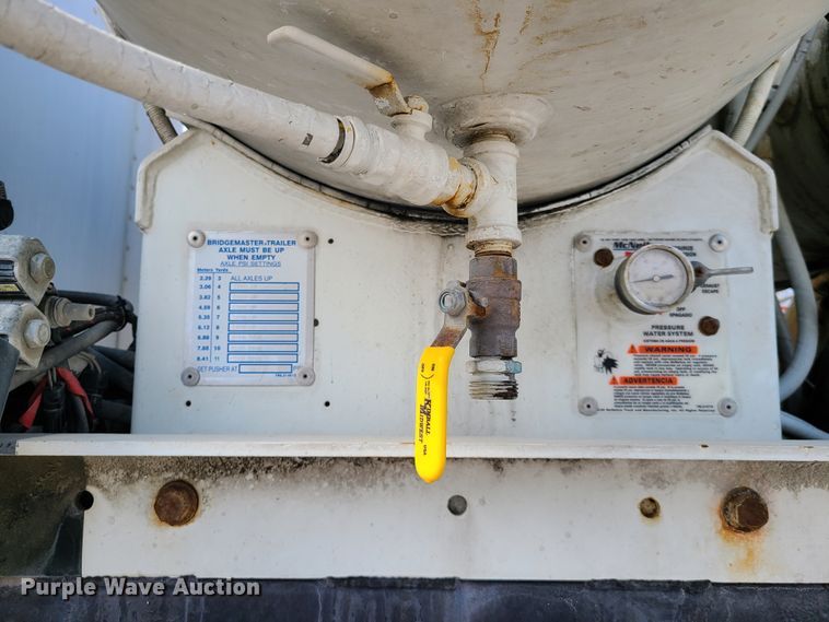 image for item DG7701 2003 Kenworth W900B ready mix truck