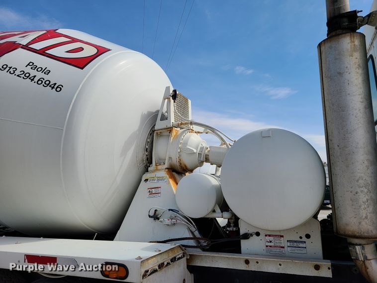 image for item DG7701 2003 Kenworth W900B ready mix truck