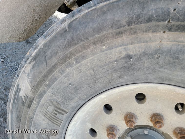 image for item DG7701 2003 Kenworth W900B ready mix truck