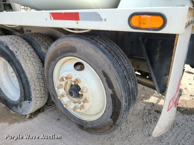 image for item DG7701 2003 Kenworth W900B ready mix truck