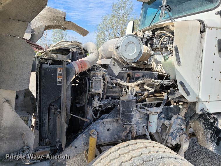 image for item DG7701 2003 Kenworth W900B ready mix truck