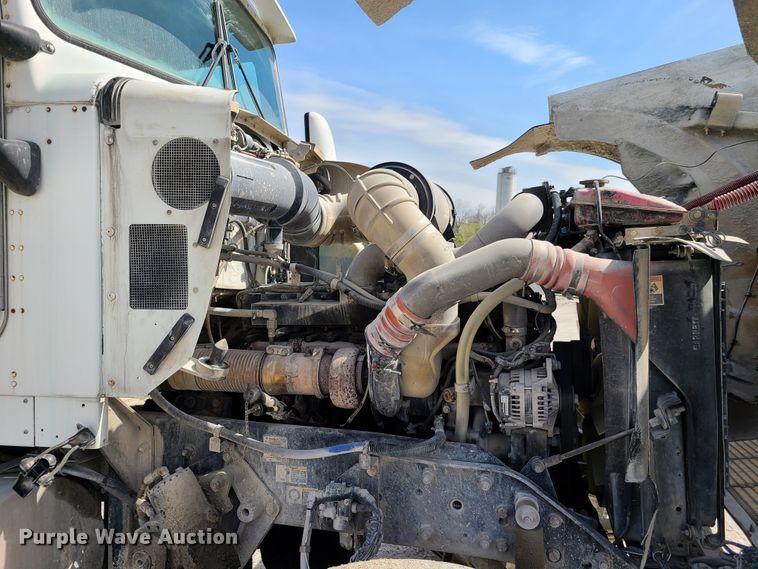 image for item DG7701 2003 Kenworth W900B ready mix truck