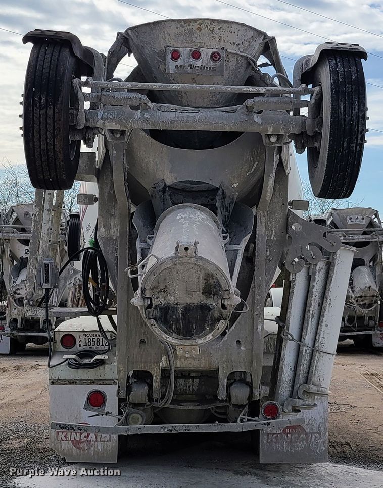 image for item DG7702 2004 Kenworth W900B ready mix truck