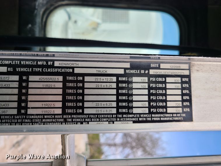 image for item DG7702 2004 Kenworth W900B ready mix truck