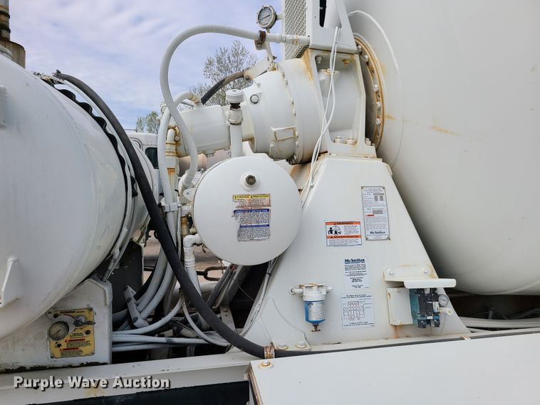 image for item DG7702 2004 Kenworth W900B ready mix truck