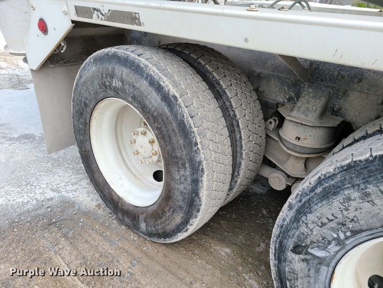 image for item DG7702 2004 Kenworth W900B ready mix truck