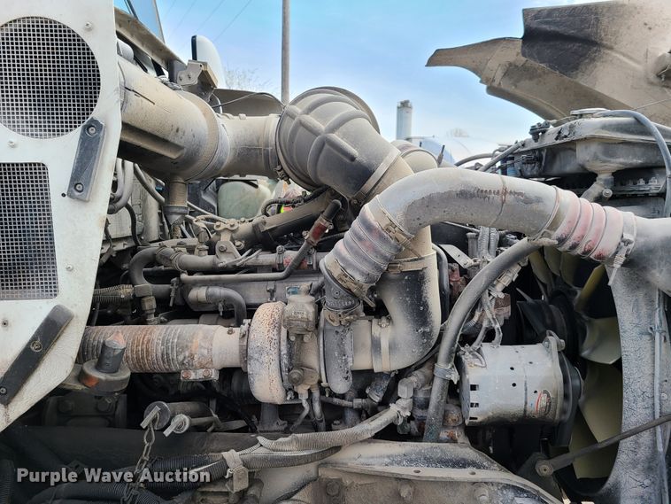 image for item DG7702 2004 Kenworth W900B ready mix truck