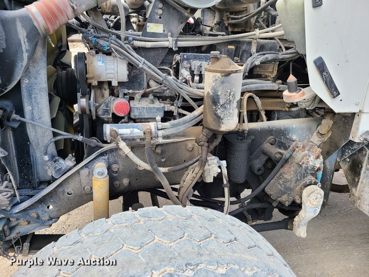 image for item DG7702 2004 Kenworth W900B ready mix truck