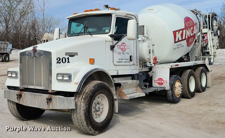 image for item DG7703 2003 Kenworth W900B ready mix truck