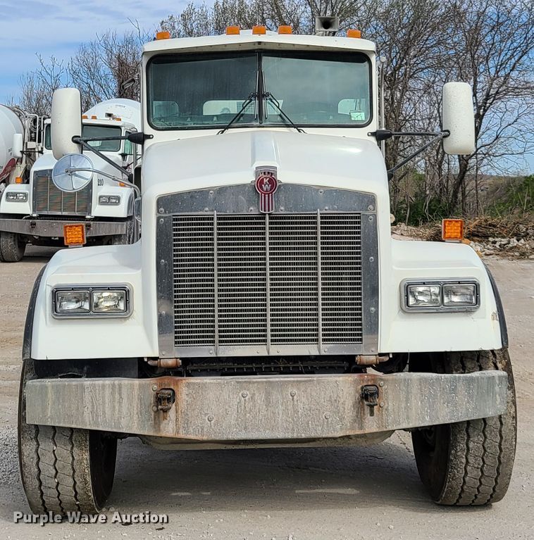 image for item DG7703 2003 Kenworth W900B ready mix truck
