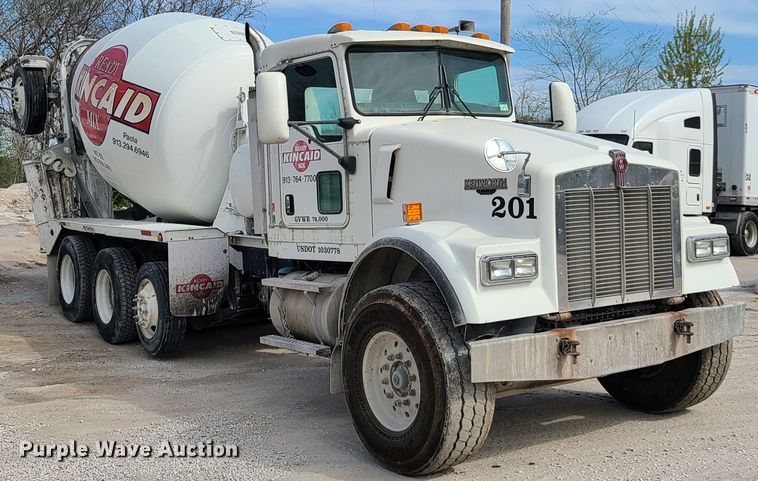 image for item DG7703 2003 Kenworth W900B ready mix truck