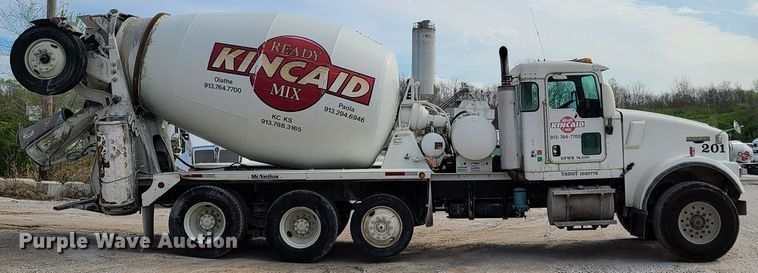 image for item DG7703 2003 Kenworth W900B ready mix truck