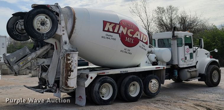 image for item DG7703 2003 Kenworth W900B ready mix truck