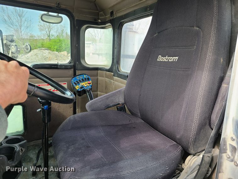 image for item DG7703 2003 Kenworth W900B ready mix truck