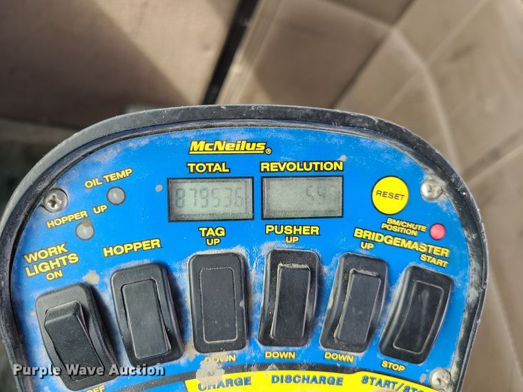 image for item DG7703 2003 Kenworth W900B ready mix truck