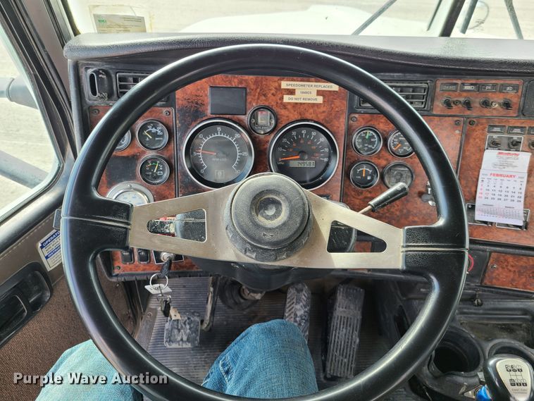 image for item DG7703 2003 Kenworth W900B ready mix truck