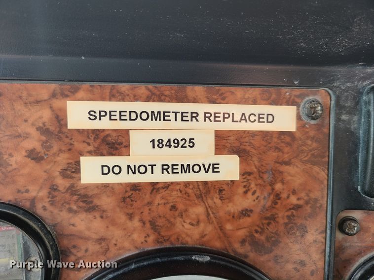 image for item DG7703 2003 Kenworth W900B ready mix truck