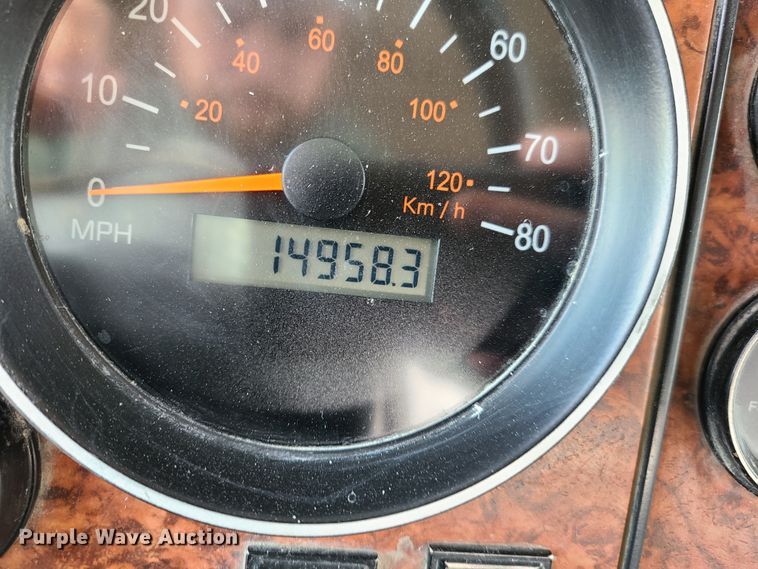 image for item DG7703 2003 Kenworth W900B ready mix truck