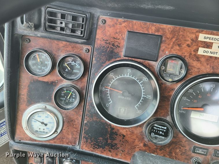 image for item DG7703 2003 Kenworth W900B ready mix truck