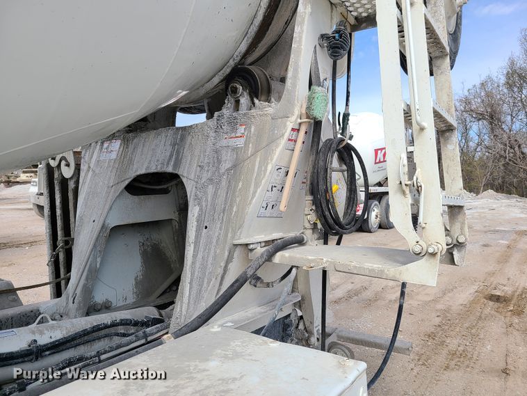 image for item DG7703 2003 Kenworth W900B ready mix truck