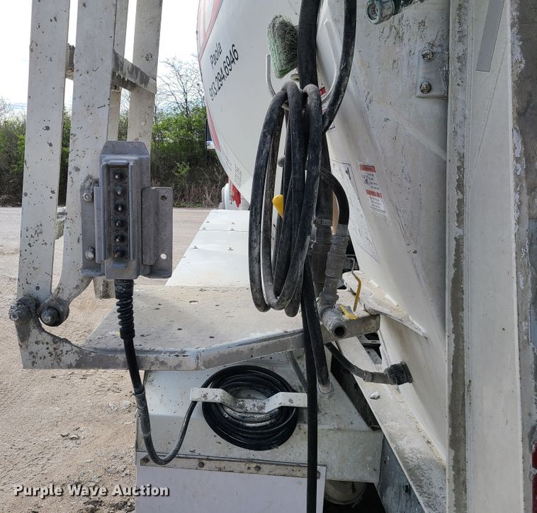 image for item DG7703 2003 Kenworth W900B ready mix truck