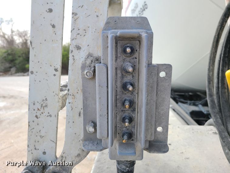 image for item DG7703 2003 Kenworth W900B ready mix truck