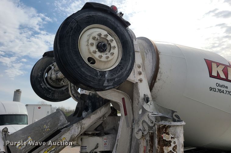 image for item DG7703 2003 Kenworth W900B ready mix truck