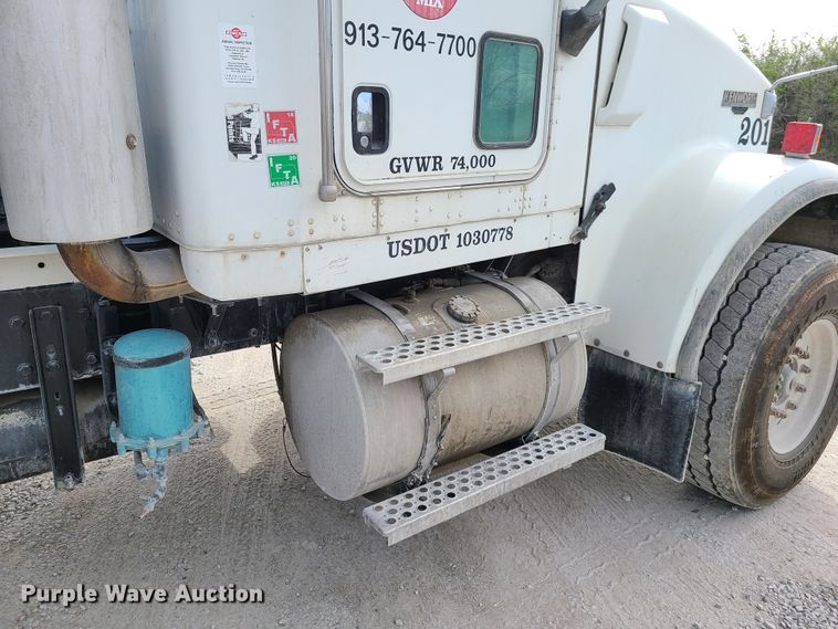 image for item DG7703 2003 Kenworth W900B ready mix truck