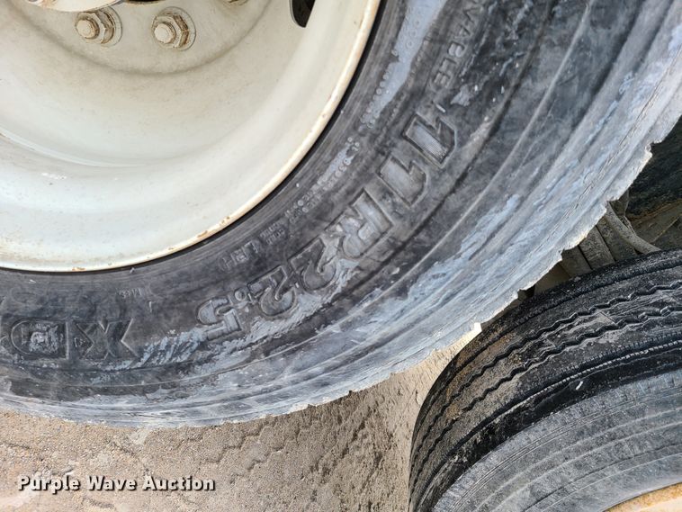 image for item DG7703 2003 Kenworth W900B ready mix truck