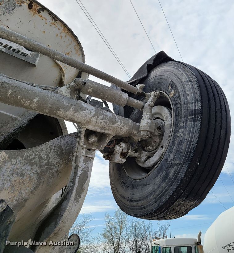 image for item DG7703 2003 Kenworth W900B ready mix truck